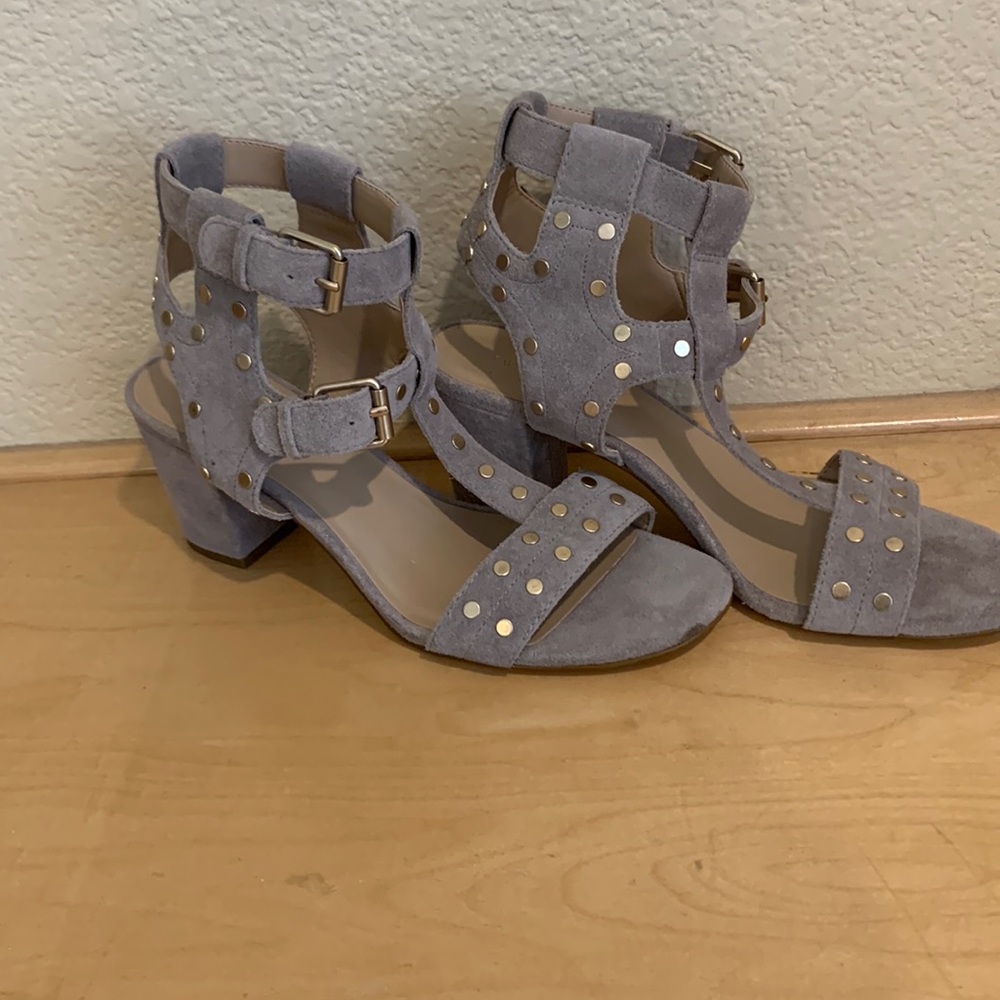 Saks Fifth Avenue Leena Safari NWT